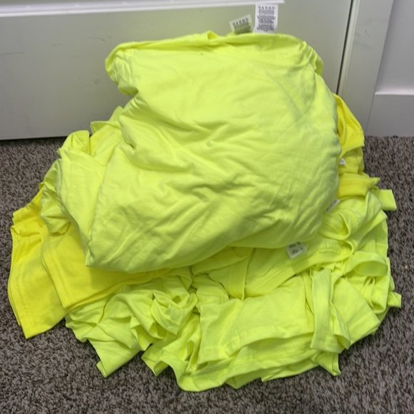 Lot of 25 pcs of safety yellow tee shirts L-2XL - Picture 2 of 2